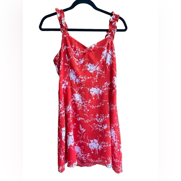 NWOT All In Favor Stella Ruffle Strap Minidress in Red size M - Picture 2 of 5